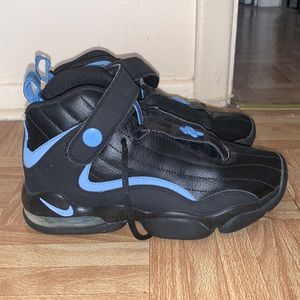 Penny hardaway tennis shoes